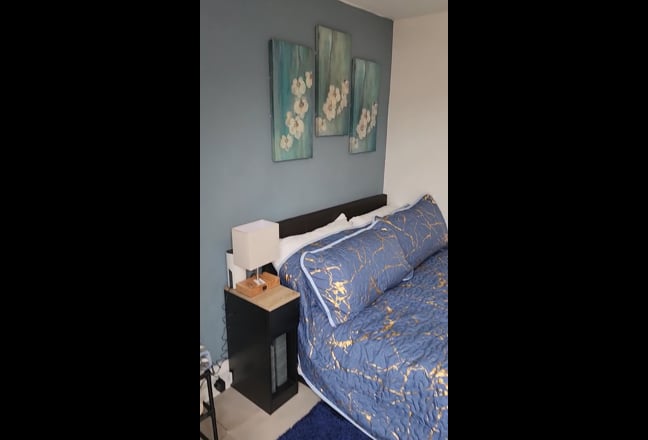 Stylish private self contained 1-bed garden annex. Main Photo