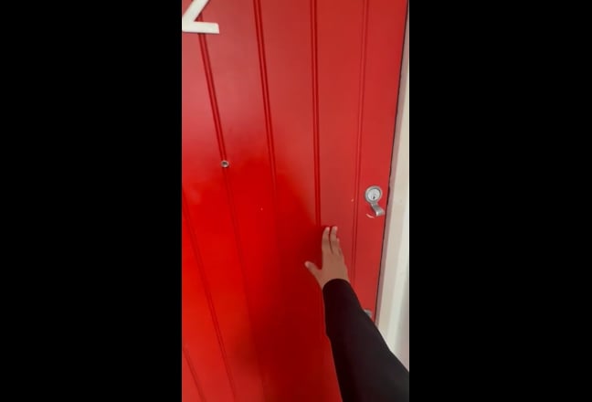 Room for rent in Mile End (Immediately Available) Main Photo