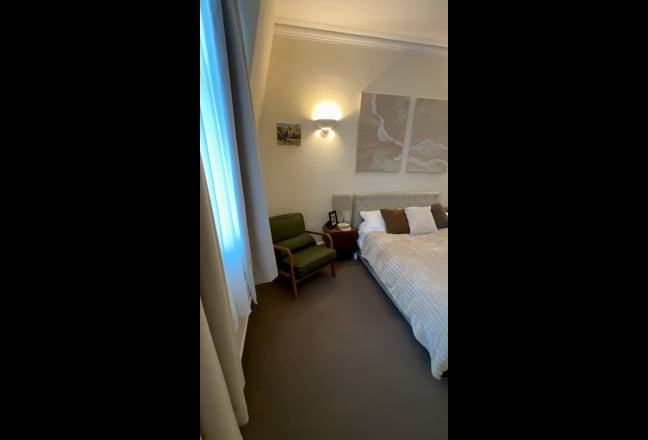 Luxurious Extra Large double room Central Ldn   Main Photo