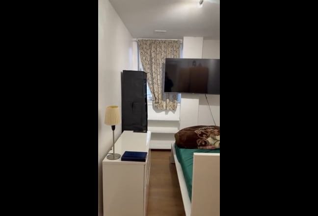 Single room available- clean and respectful house Main Photo