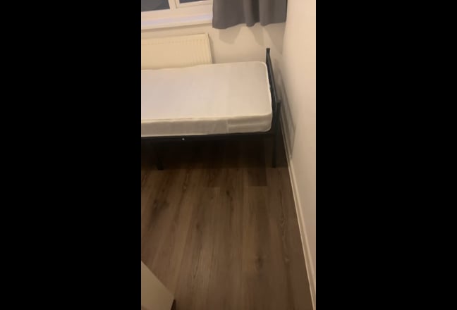 Single room for rent  Main Photo