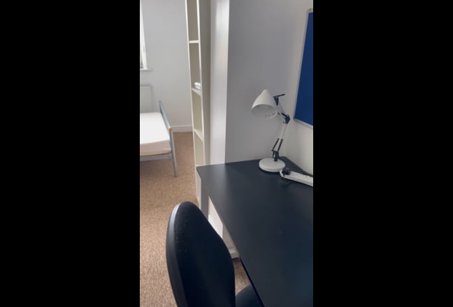 Close to UEA  Main Photo