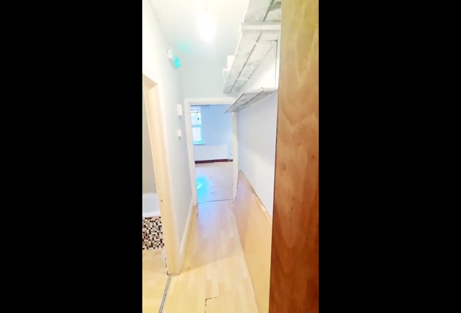 1 bedroom first floor flat  Main Photo