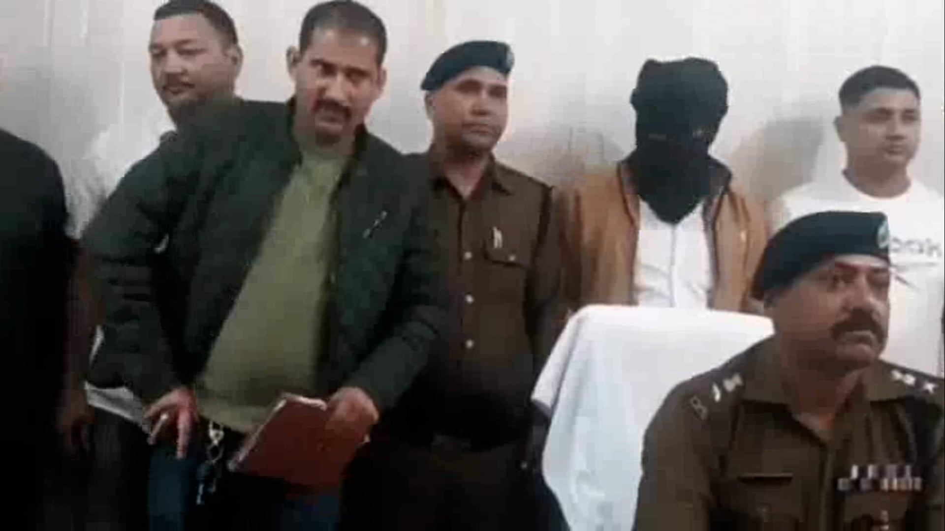 मंगलौर! ब्लाइंड मर्डर केस का पुलिस ने किया खुलासा! दोस्त निकला कातिल! लालच बनी वजह!