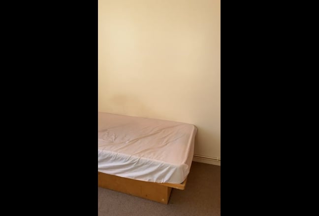 Room to let in Manchester City Main Photo