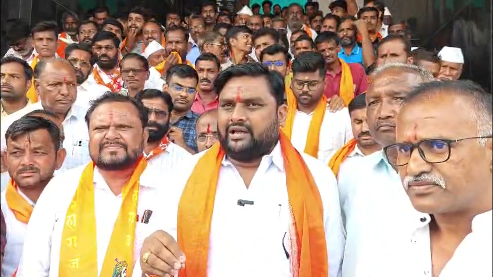 डिग्रस येथील दोन समाजामध्ये स्मशान भूमीचा वाद,शिवप्रेमींनी उपजिल्हाधिकारी कार्यालय गाठले