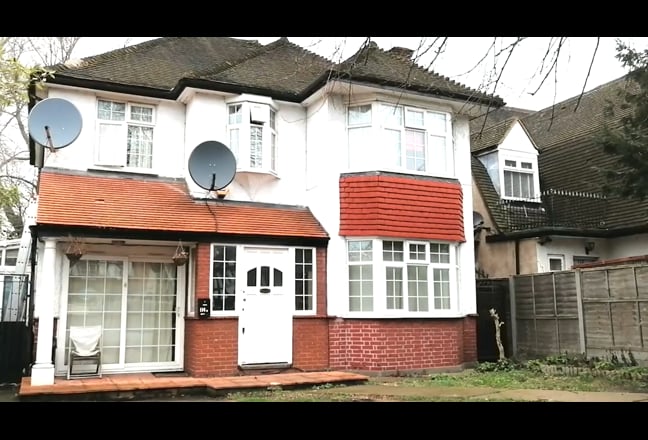 Single Room available in Roehampton Vale Main Photo