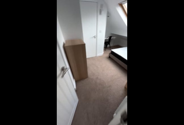 2 En-Suite Rooms for &pound;575 - Available Now  Main Photo