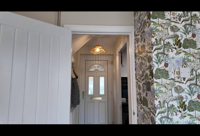 Beautiful 3 Bed Professional Home Share Near RSH Main Photo