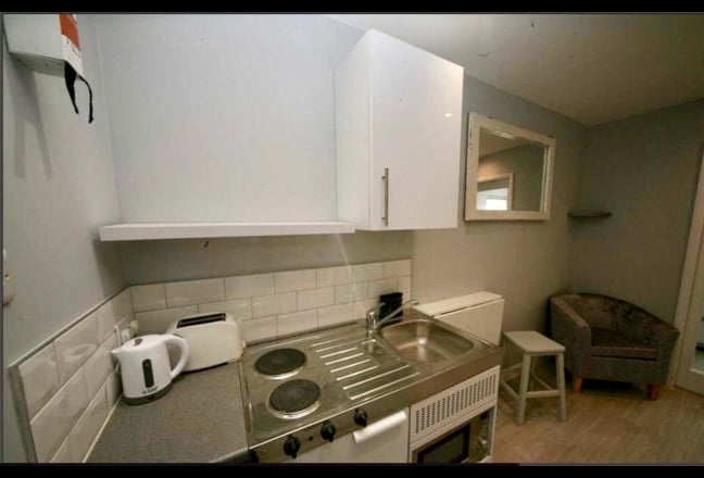 Bills Included Selfcontained Annex Double Bedroom  Main Photo