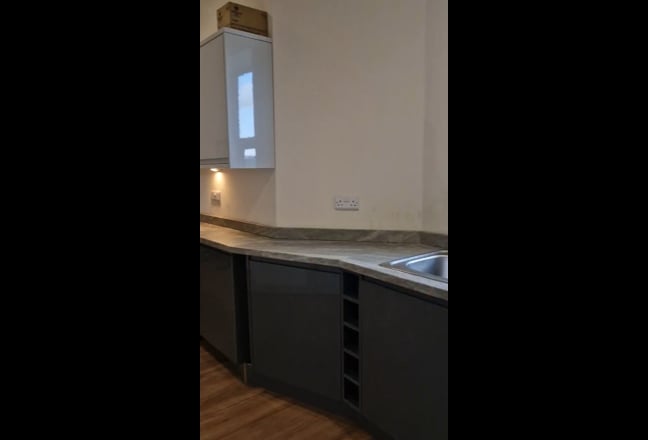 Fully Furnished Room Main Photo