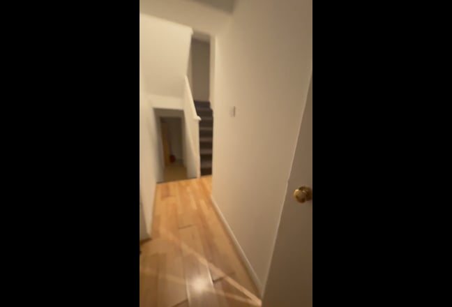 One Double Room Available in Angel Main Photo