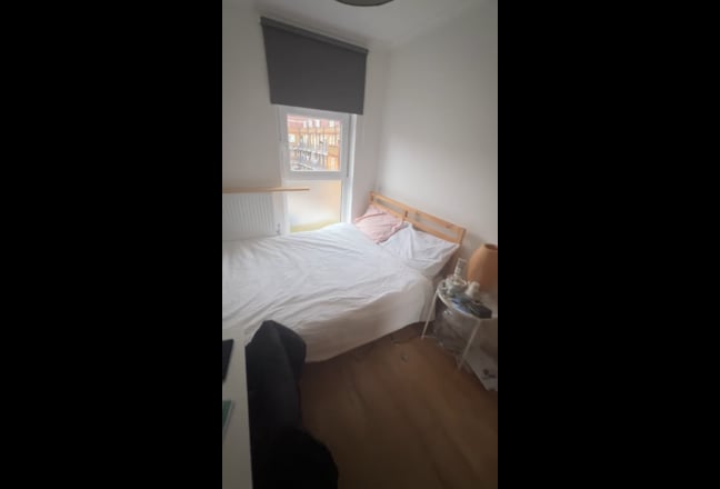 Whitechapel Cozy Double bedroom to take over ASAP Main Photo
