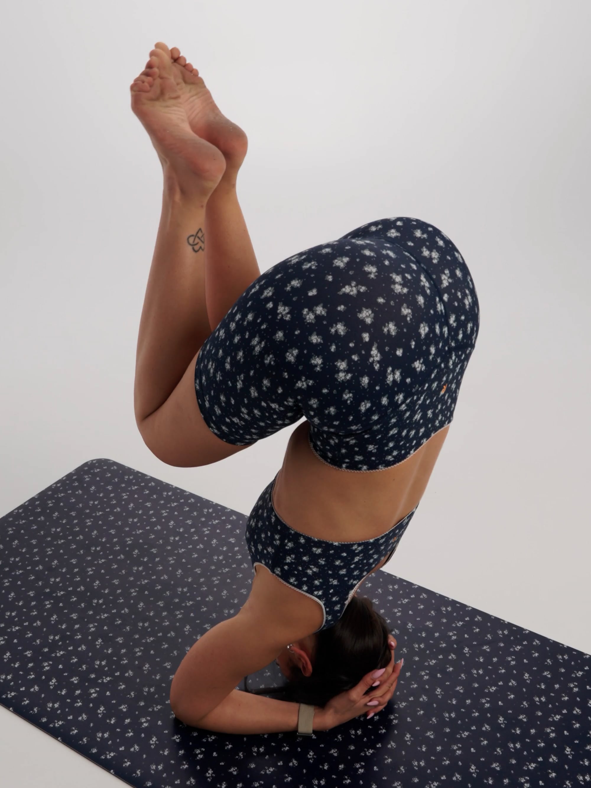 טייץ בייקר בגזרה גבוהה אורך 8” מבד ilios