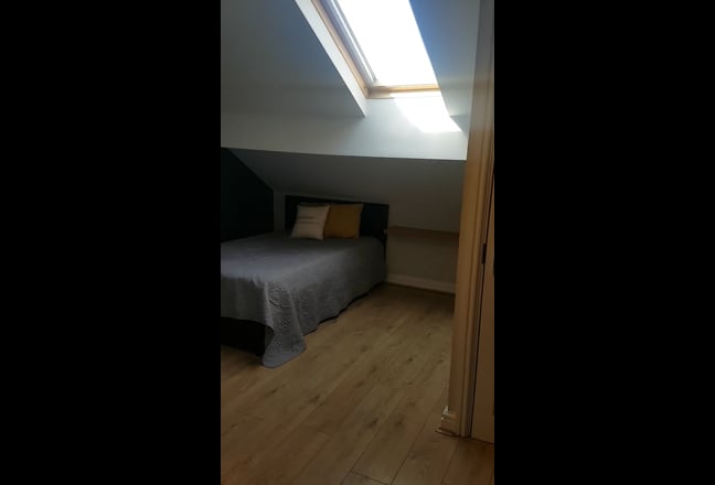 Double Bedroom in Salford 🚿  Main Photo
