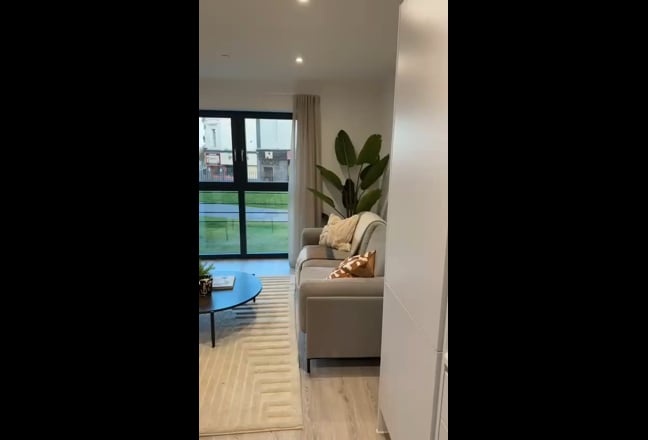 A doublededroom laxuary apartment  Main Photo