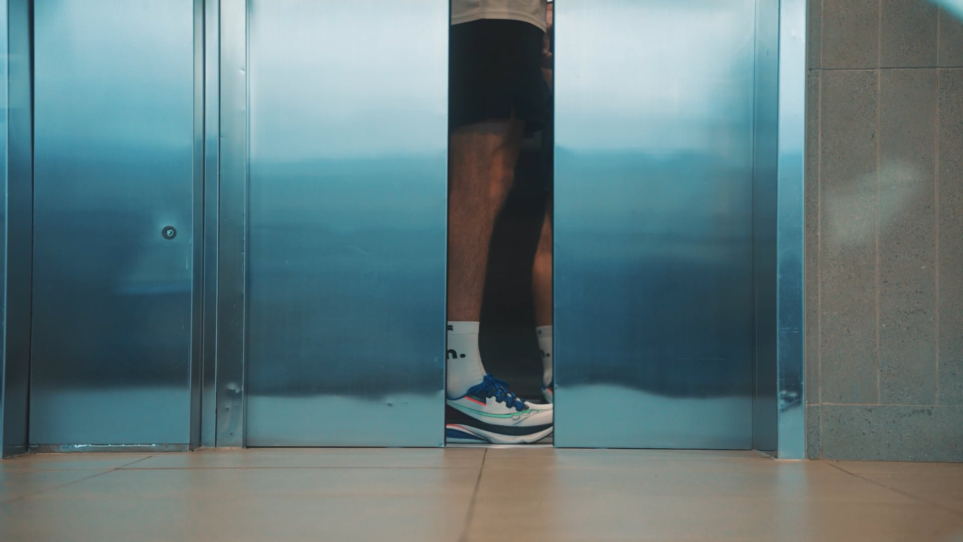 Saucony AZURA Launch