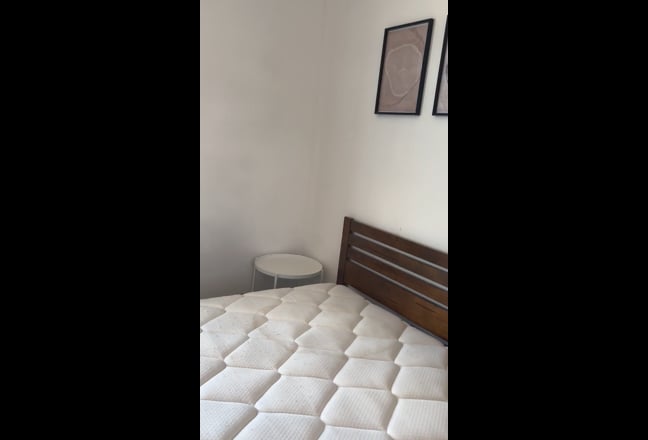 Double room with ensuite & private kitchenette  Main Photo