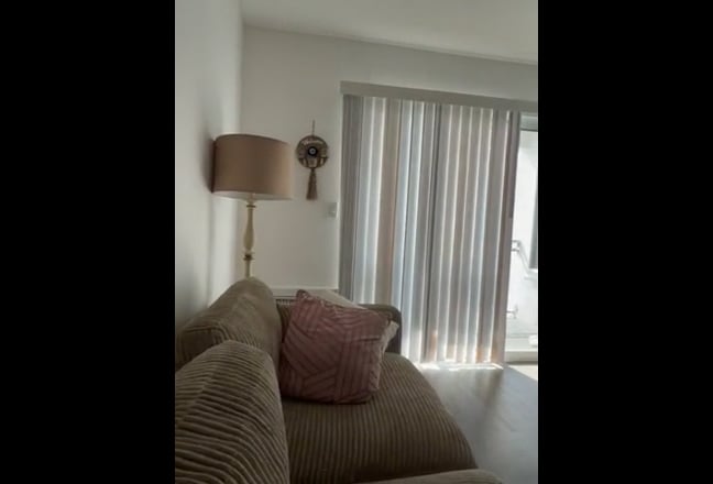 Seeking one female roommate  Main Photo