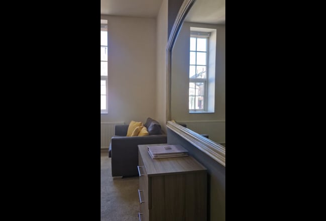 Fully Furnished Room Main Photo