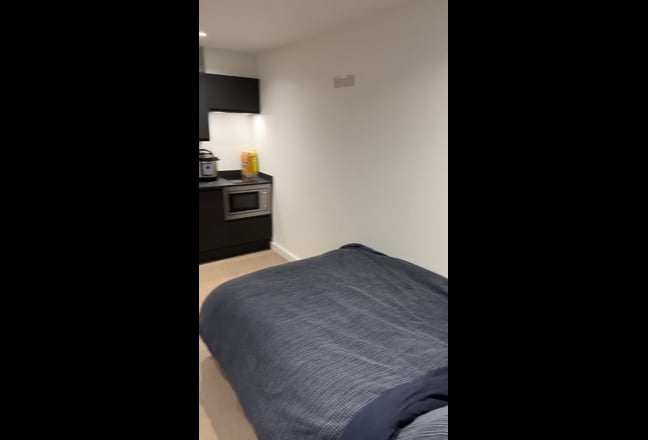 One London Road, Deluxe Plus Studio Main Photo