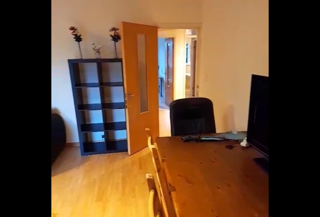 Large Furnished Ensuite Main Photo