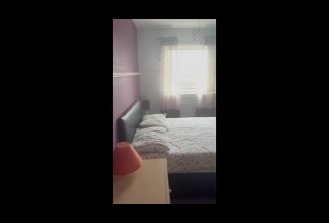 Superior sunny 3 bedroom furnished flat  in Govan Main Photo