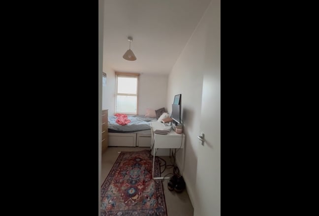 Double room with en-suite, 2 mins from Clapham Jun Main Photo