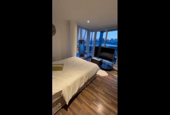 Three Double Rooms Available – Docklands E16  Main Photo