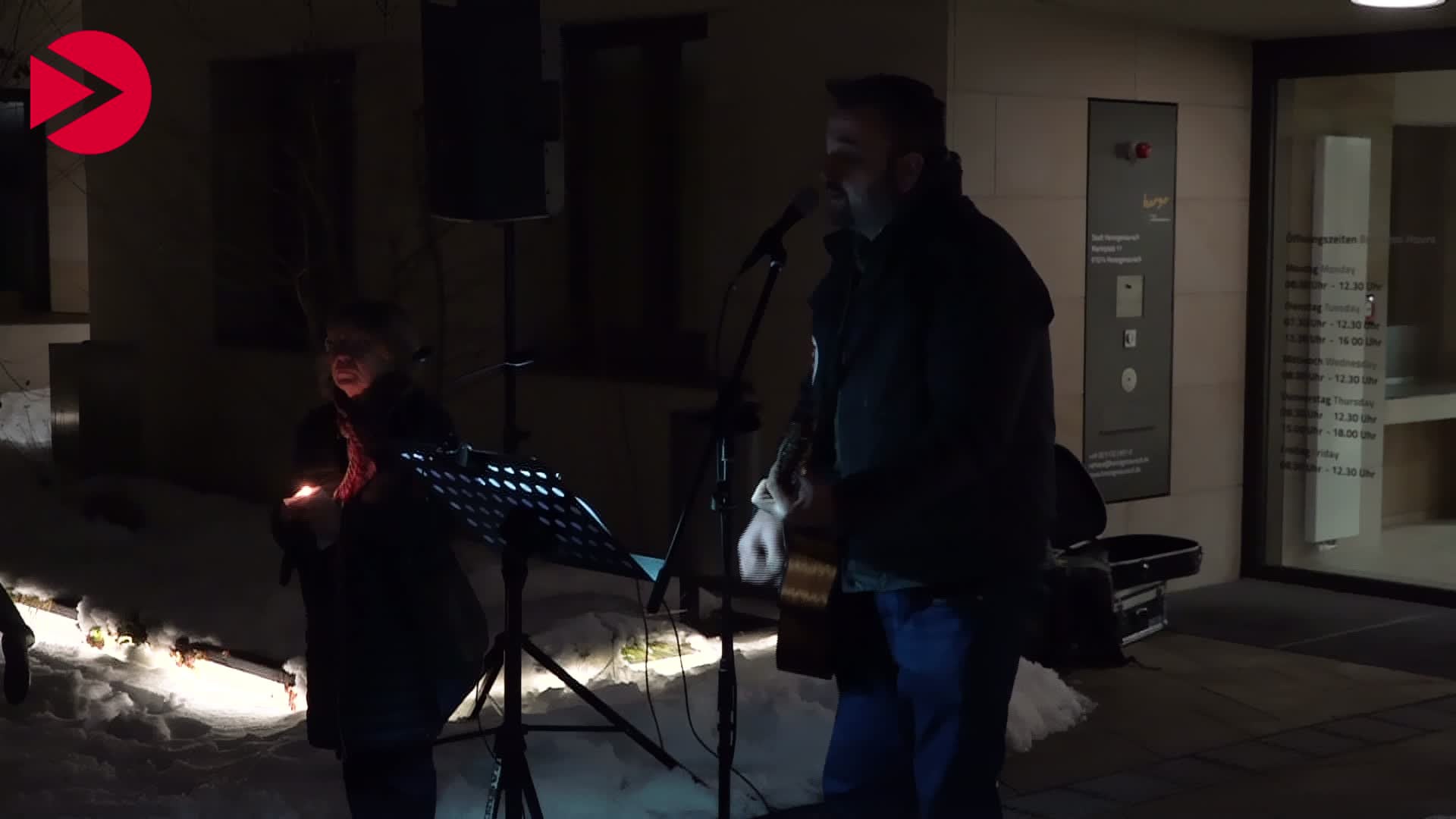 Video Vorschaubild Rathäuser schützen - Menschenkette für Demokratie