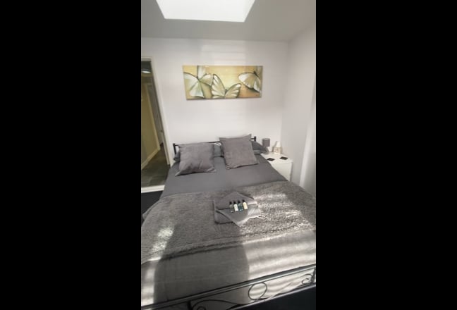 Large Double room with large en-suite  Main Photo