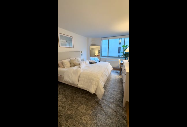 Room for Rent in Chelsea! Main Photo