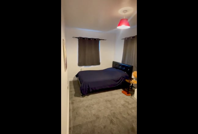 1 Double Size Room-Bills Inclusive-Fully Furnished Main Photo