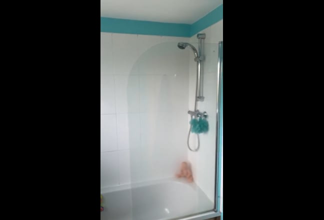 Student Double Bed Room – &pound;640 – Early April Main Photo