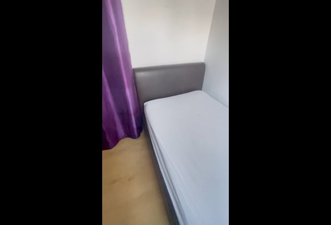 🔴 &pound;140 to &pound;150 🔴 per week per person⁉️ Main Photo