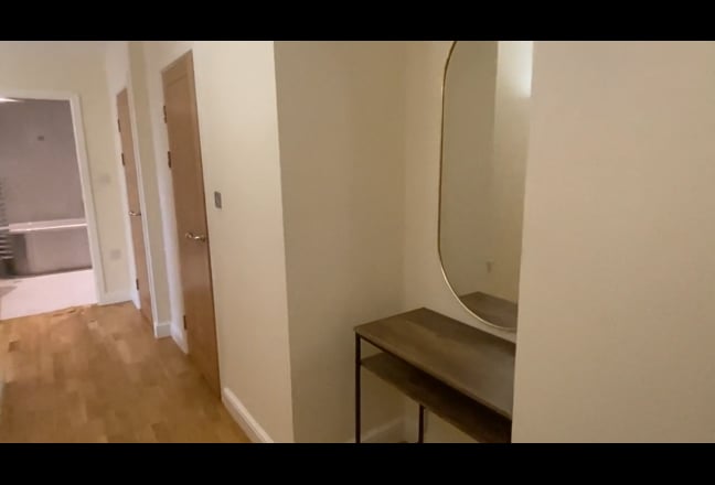 Spacious Luxury 2-Bedroom Apartment in City Centre Main Photo