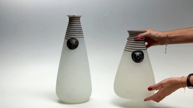 Vaso Etrusco com Espiral e Leão