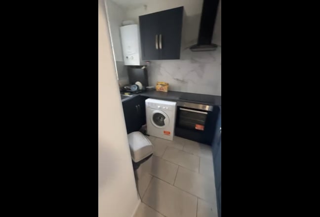 New 3 Bed Flat - Big Living Room  Main Photo