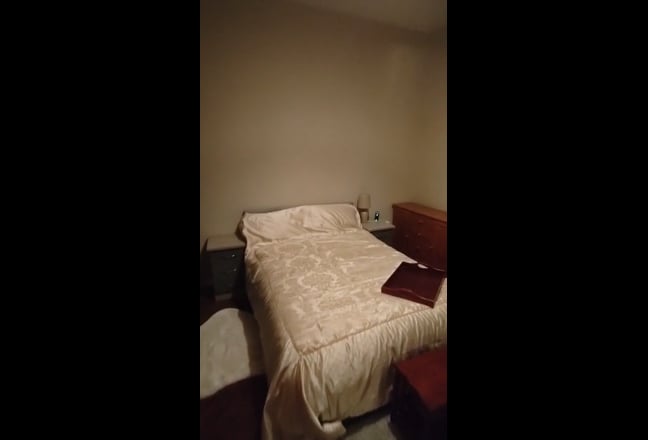 Single Lodger(f) wanted for self contained rooms Main Photo