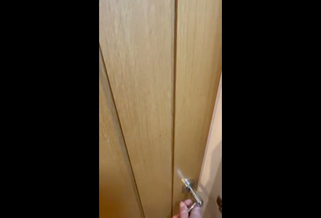 Attractive townhouse next to Chigwell station Main Photo