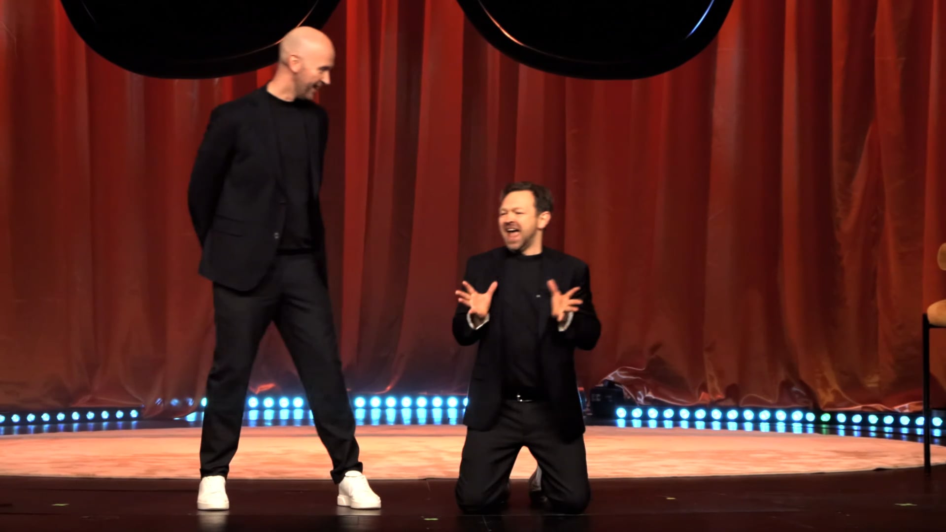 Høy og mørk // Promo 1