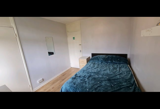 Great Double Room inCanary Wharf 2mins to Station  Main Photo