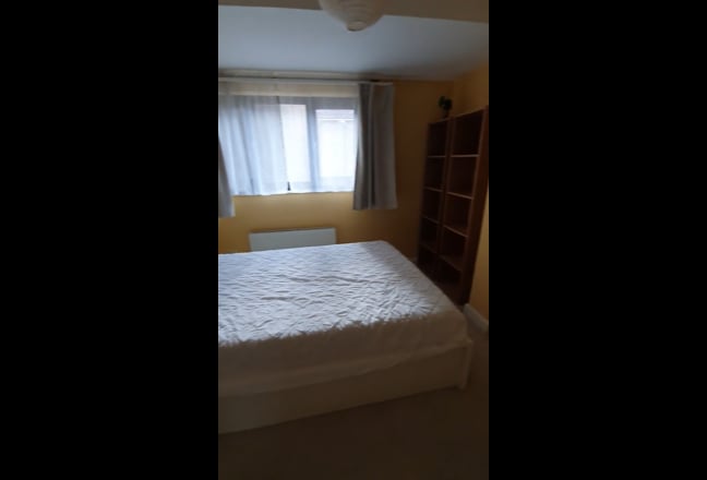 Old St, zone 1, double room, flatshare, non-smoker Main Photo