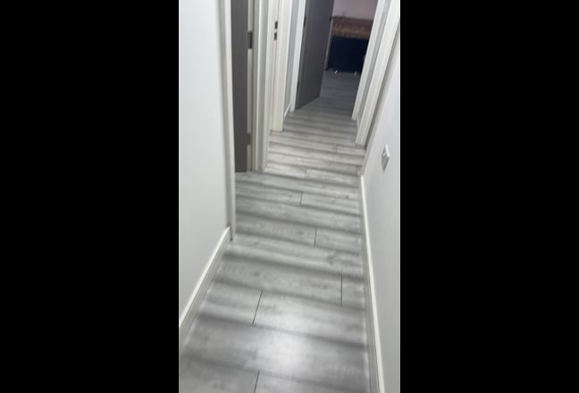 One room available in a 2bed flat  Main Photo