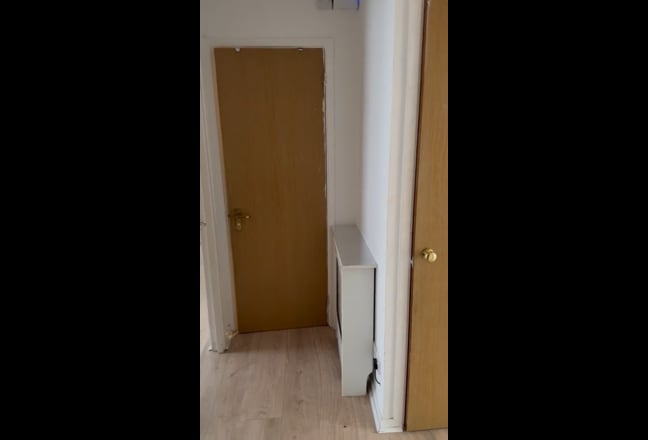 Cozy Two Bedroom Apartment Canary Wharf  Main Photo