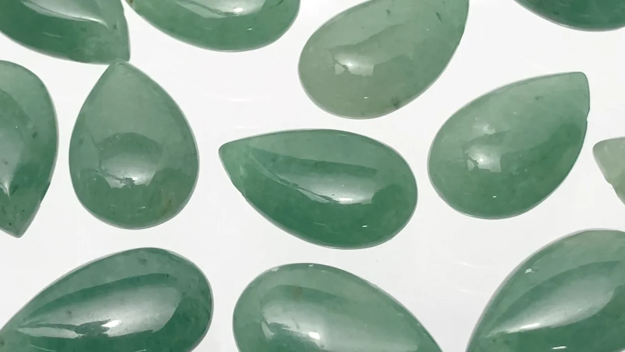 動画】グリーンアベンチュリン 穴あきペアシェイプ(プレーン)20×12mm 2