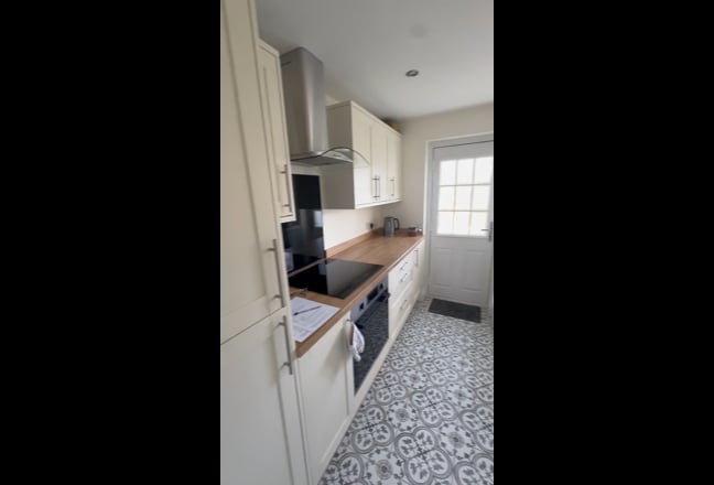 Large Doubles for Rent in Heaton Chapel Main Photo