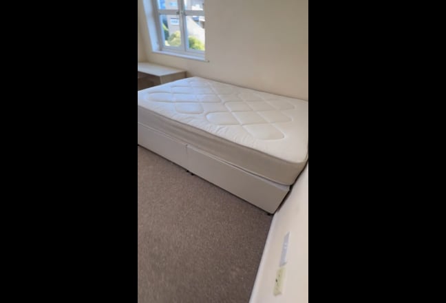  Double ENSUITE furnished room Main Photo