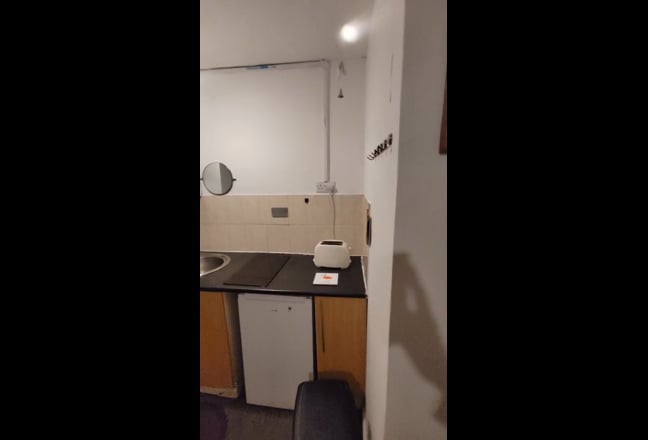 Double room in Orton Goldhay Main Photo