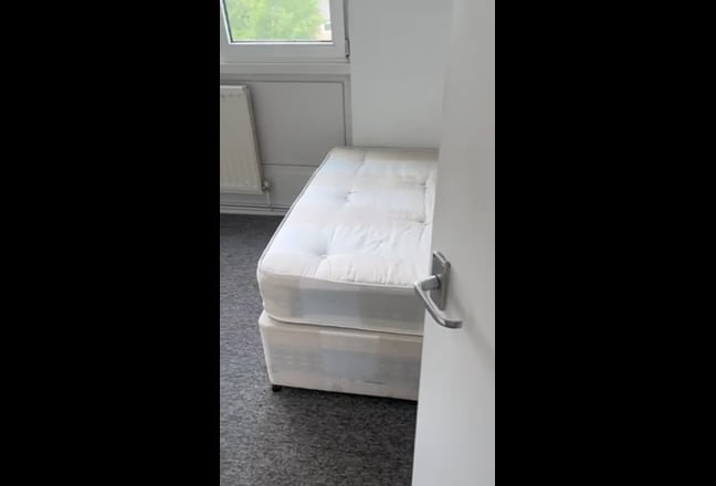 Cutie Double Room 5 min Clapham Jct Main Photo